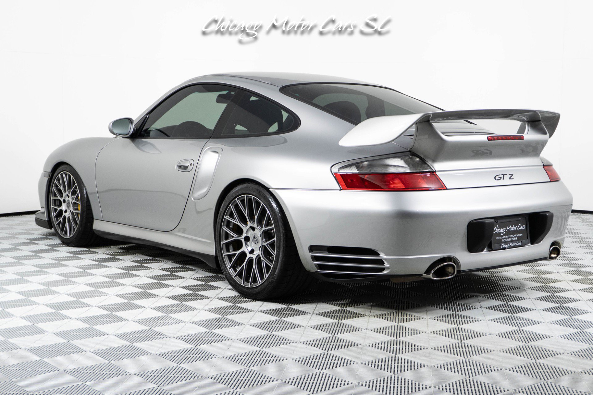Used 2002 Porsche 911 GT2 RWD image 15