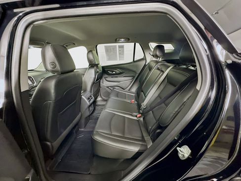 Used 2022 GMC Terrain SLT w/ Tech Package image 26