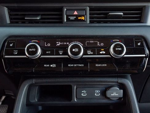 New 2026 Honda Pilot Touring image 22