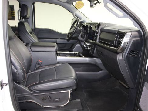 Used 2024 Ford F250 Lariat AWD/4WD image 33