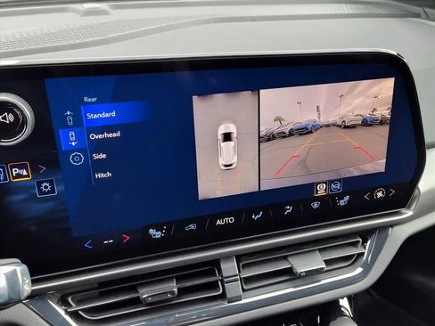 New 2026 Chevrolet Equinox EV RS image 13