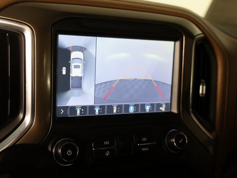 Used 2019 Chevrolet Silverado 1500 High Country w/ Technology Package image 20