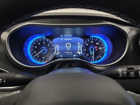New 2026 Chrysler Voyager LX FWD image 18