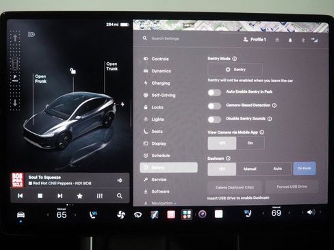Used 2026 Tesla Model Y Long Range RWD image 38