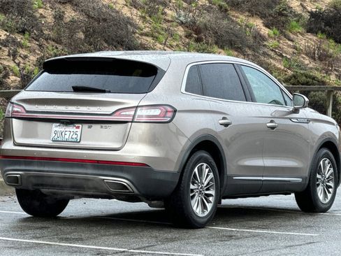 Used 2019 Lincoln Nautilus Select image 3