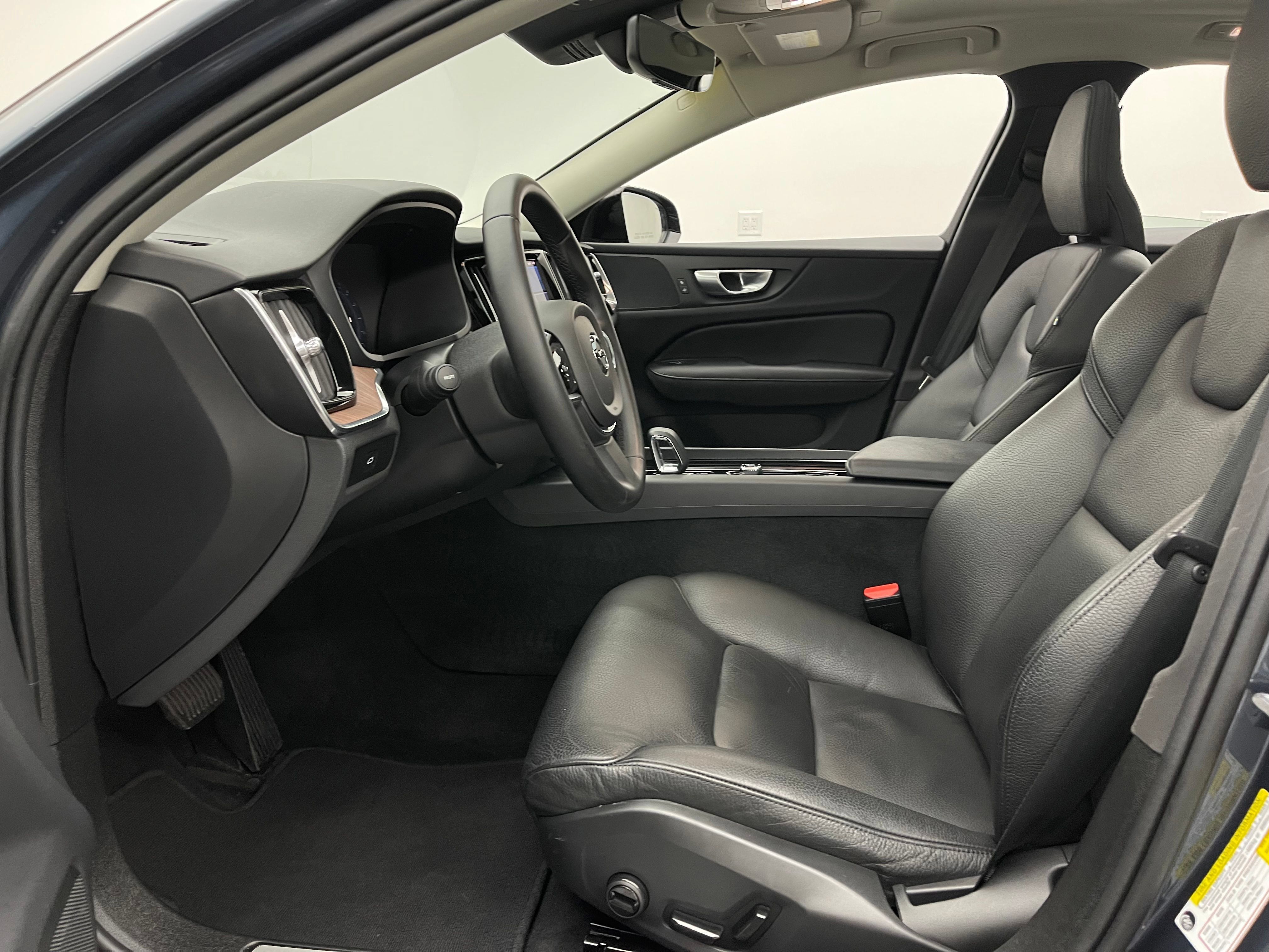 Used 2024 Volvo S60 B5 Plus AWD/4WD image 17