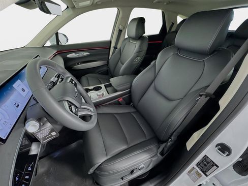 New 2026 Genesis GV70 2.5T Select image 11