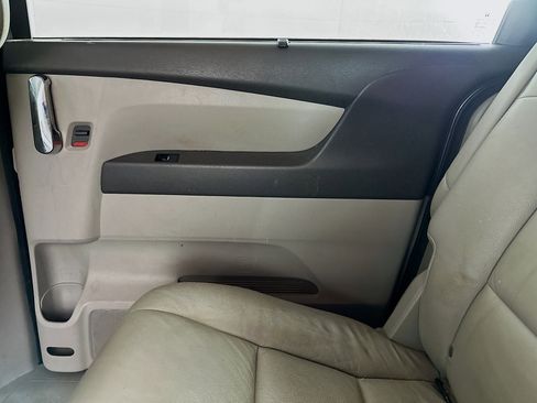 Used 2016 Honda Odyssey EX-L image 32