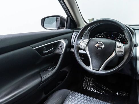 Used 2017 Nissan Altima 2.5 SV w/ Convenience Package FWD image 20