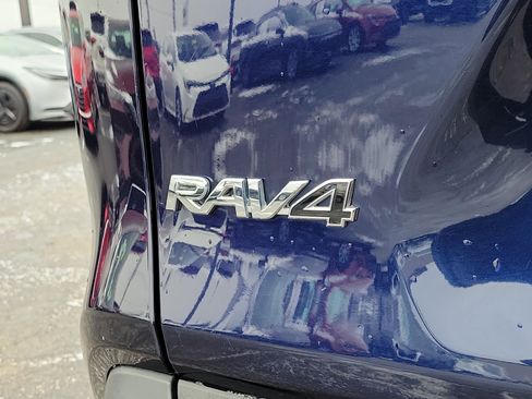 Used 2024 Toyota RAV4 XLE image 6