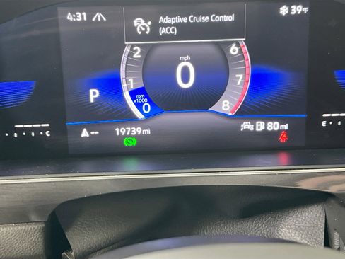 Used 2022 Volkswagen Tiguan SE AWD/4WD image 12