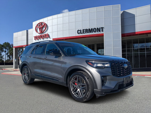 Used 2025 Ford Explorer ST-Line w/ Premium Package RWD image 1