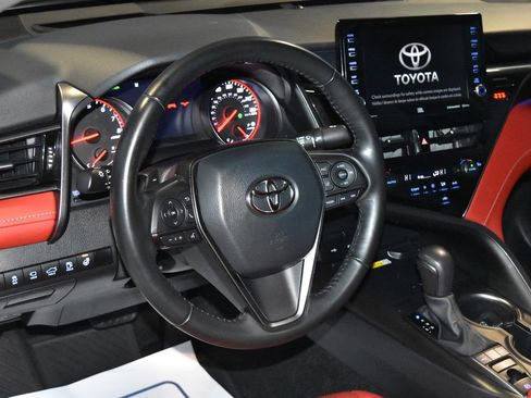 Used 2023 Toyota Camry XSE image 2