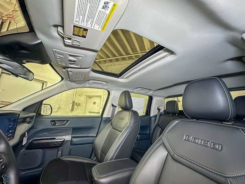 New 2026 Ford Maverick Lobo image 21