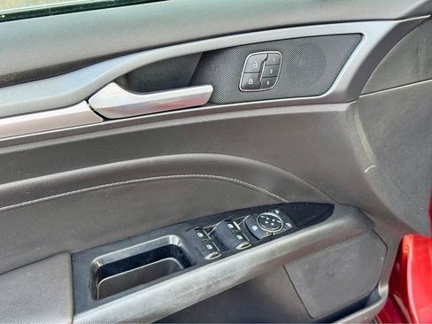 Used 2014 Ford Fusion Titanium image 12