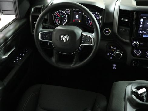 New 2026 RAM 1500 Express AWD/4WD image 16