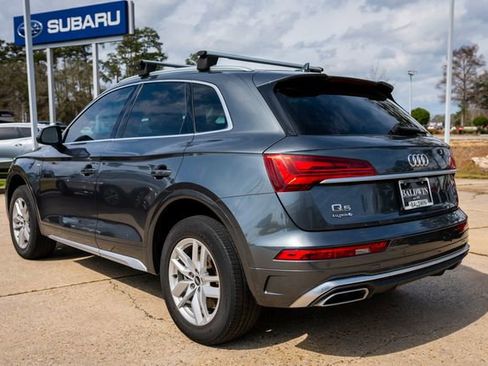 Used 2022 Audi Q5 2.0T Premium w/ Convenience Package image 4