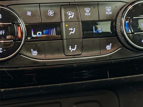 Certified 2023 Buick Encore GX Select FWD image 21