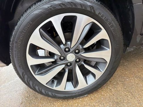 Used 2022 Buick Encore Preferred w/ Safety Package image 25