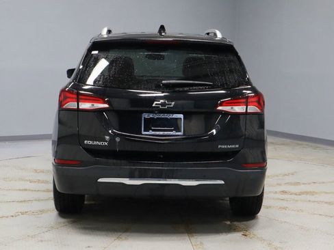 Used 2022 Chevrolet Equinox Premier FWD image 10