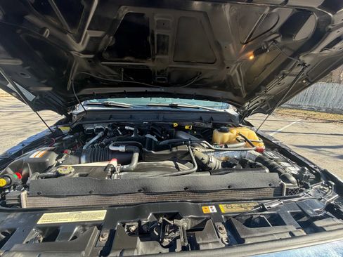 Used 2014 Ford F250 Lariat w/ Lariat Ultimate Package image 16