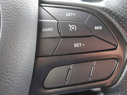 Used 2020 Dodge Challenger R/T Scat Pack RWD image 33