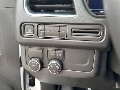 Used 2022 Chevrolet Tahoe RST image 29