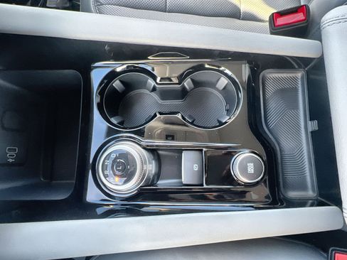 New 2026 Ford Explorer Platinum w/ LUX Leather Package image 22