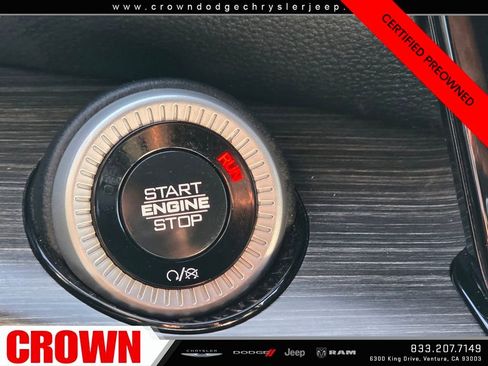 Certified 2024 Jeep Wagoneer L Series III w/ Flexible Seating Group image 32