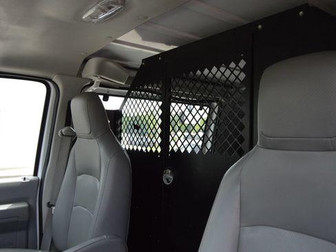 Used 2014 Ford E-150 and Econoline 150 w/ Power Group RWD image 13