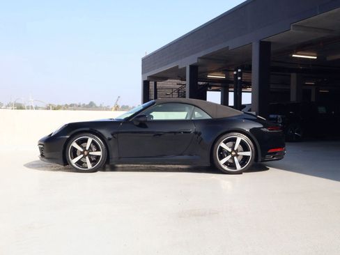 Certified 2023 Porsche 911 Carrera RWD image 2