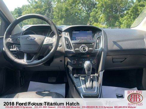 Used 2018 Ford Focus Titanium image 11