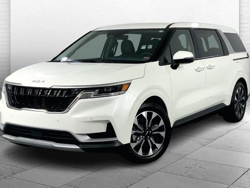 Certified 2023 Kia Carnival EX FWD image 12