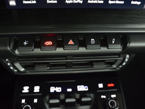 Certified 2022 Porsche 911 Targa 4 GTS AWD/4WD image 24