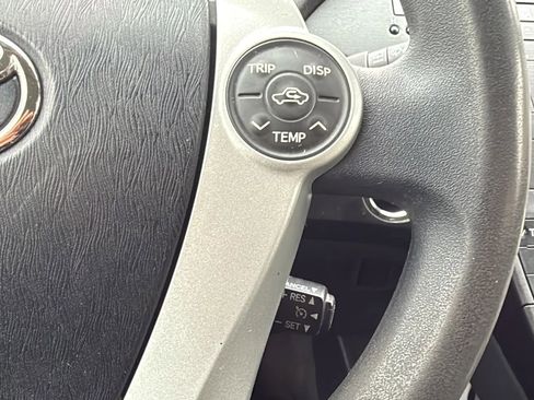 Used 2011 Toyota Prius Two image 11