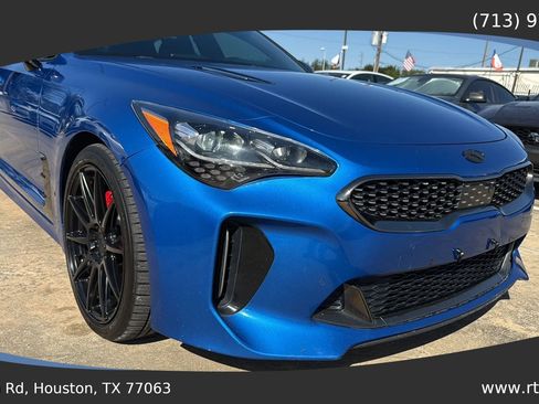 Used 2019 Kia Stinger GT2 image 12