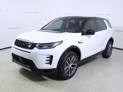 New 2026 Land Rover Discovery Sport Landmark image 4