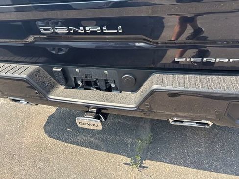 Used 2022 GMC Sierra 1500 Denali AWD/4WD image 14
