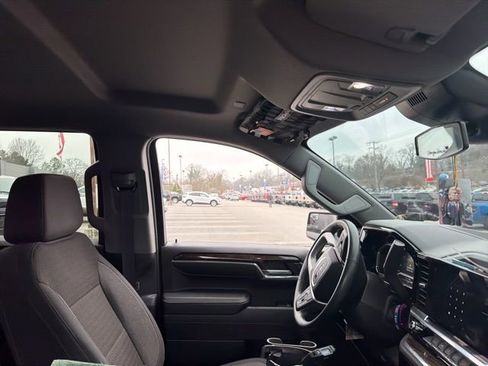 Used 2023 GMC Sierra 1500 Elevation image 10