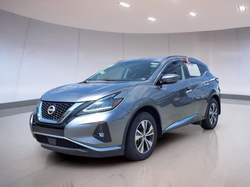 Used 2023 Nissan Murano SV image 2