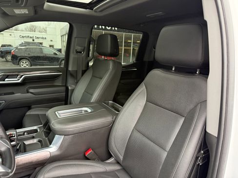 Used 2022 Chevrolet Silverado 1500 LTZ w/ LTZ Premium Package image 14