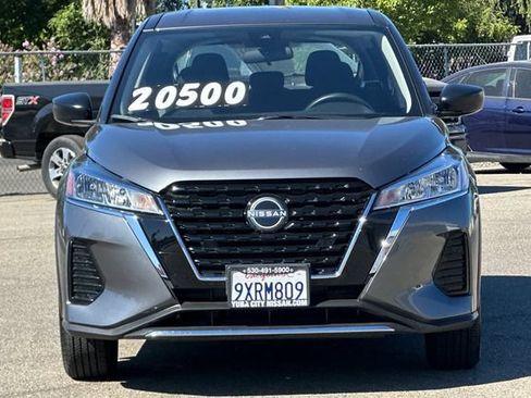 Certified 2025 Nissan Kicks Play S FWD image 9