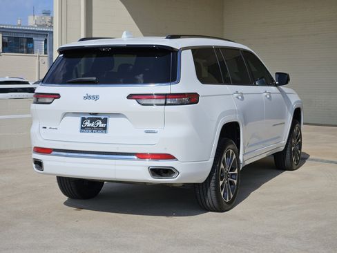 Used 2021 Jeep Grand Cherokee L Overland w/ Luxury Tech Group IV image 8