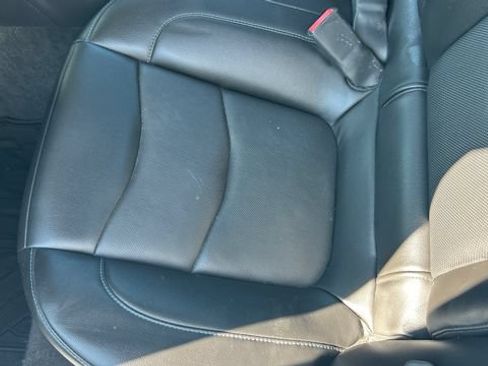 Used 2016 Chevrolet Volt Premier w/ Driver Confidence Package FWD image 25
