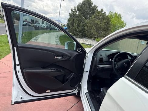 Used 2017 Acura RDX AWD image 10