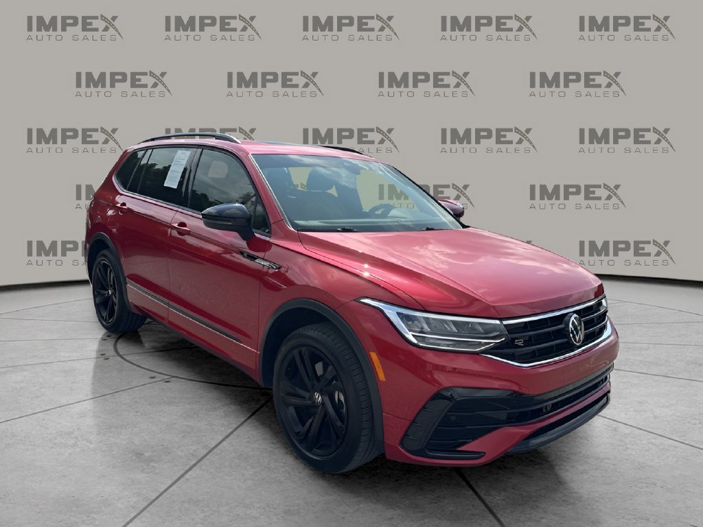 Used 2024 Volkswagen Tiguan SE R-Line AWD/4WD image 7