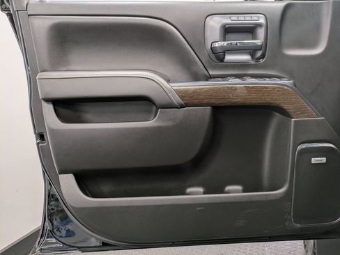 Used 2017 GMC Sierra 3500 Denali w/ Duramax Plus Package image 8