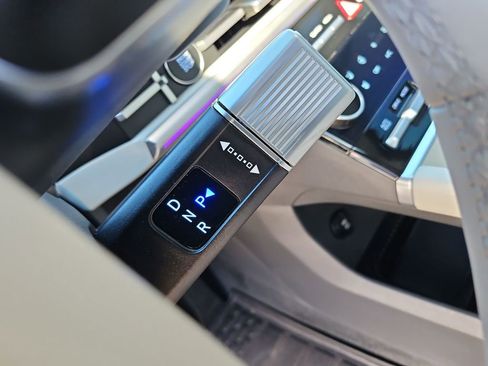 Used 2024 Hyundai Santa Fe Limited image 25