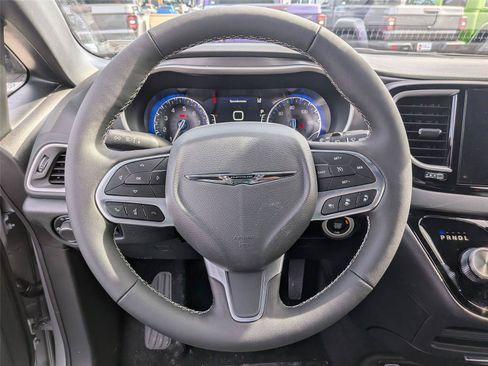 New 2026 Chrysler Voyager LX FWD image 18