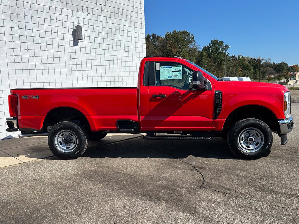 New 2027 Ford F250 XL w/ XL Driver Assist Package AWD/4WD image 4